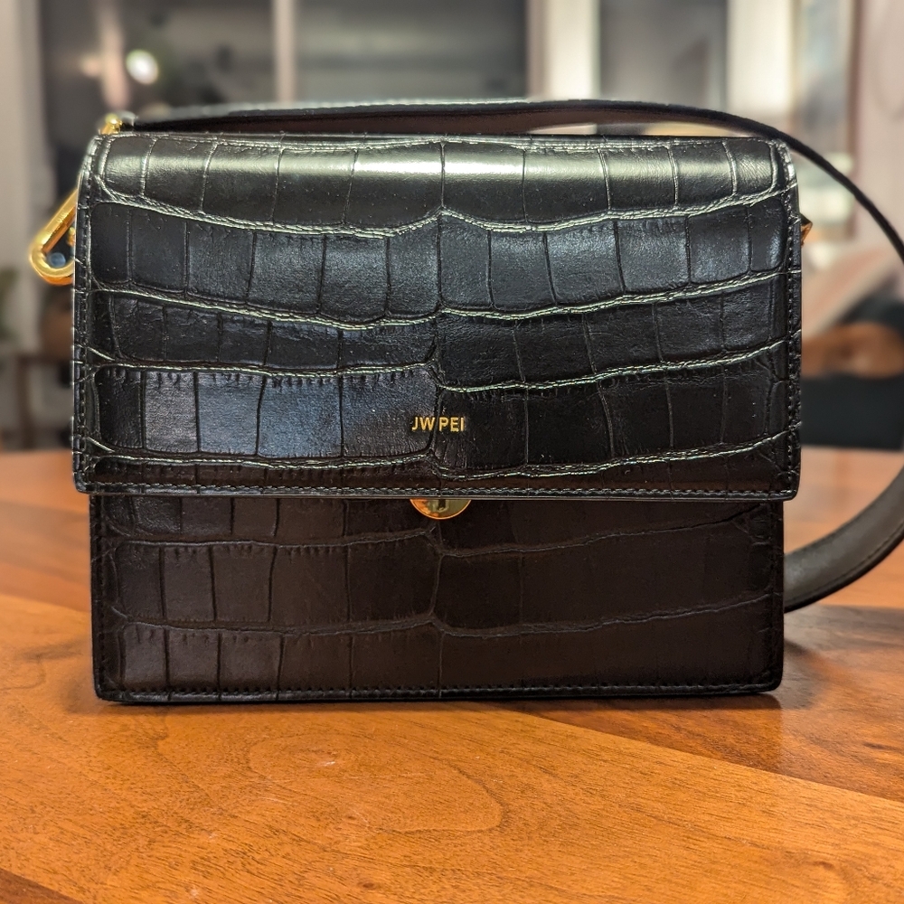 JW PEI Bag